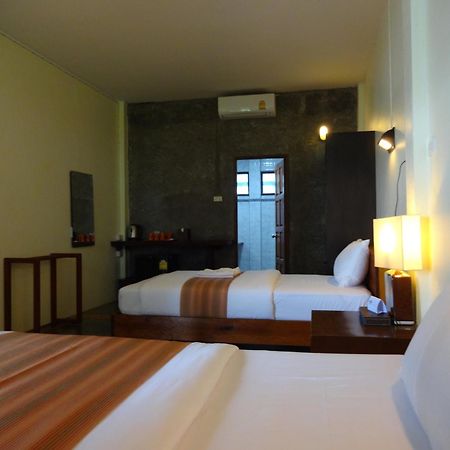 The Chevalley Beach Resort Satun Dış mekan fotoğraf