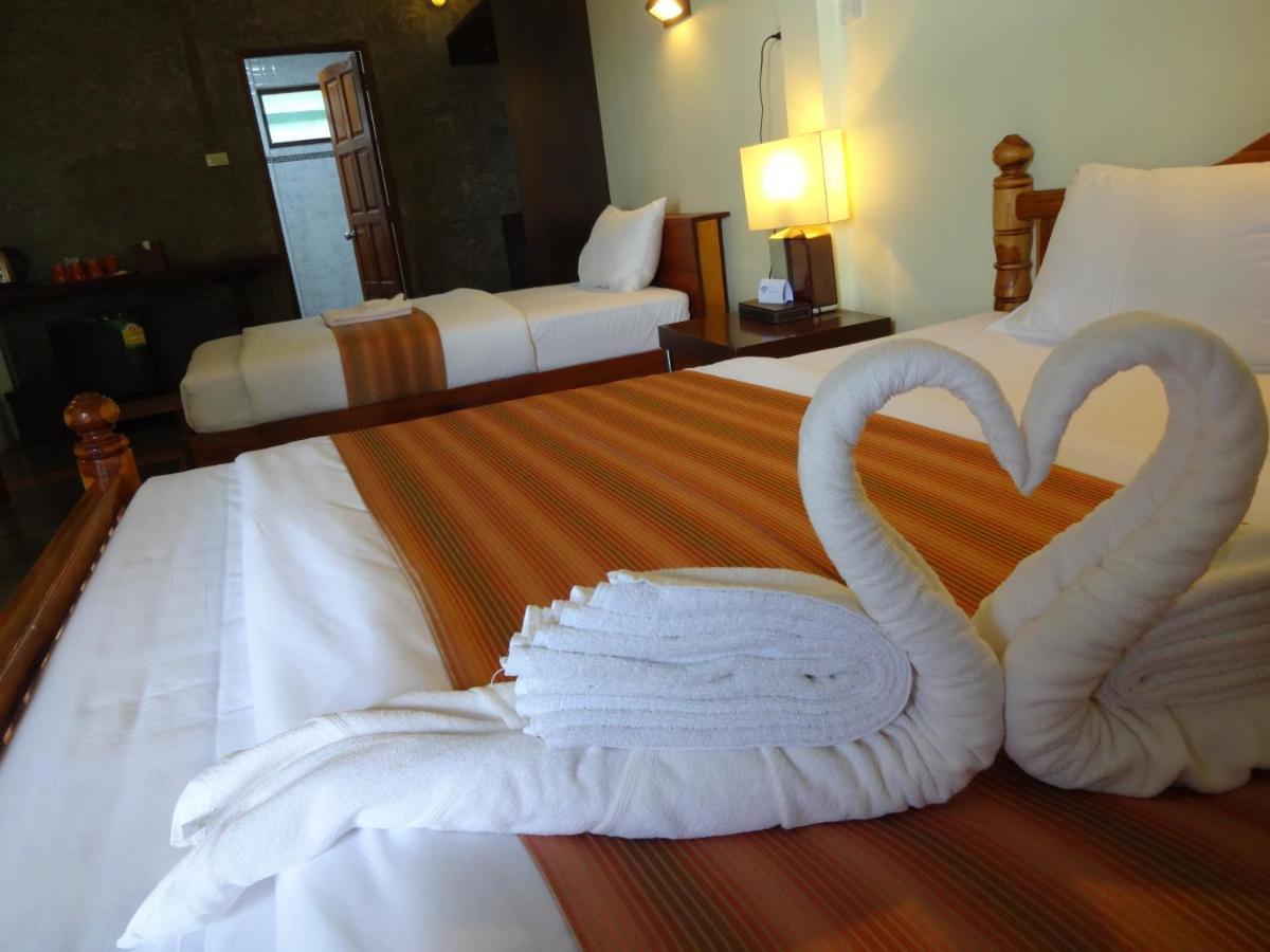 The Chevalley Beach Resort Satun Dış mekan fotoğraf