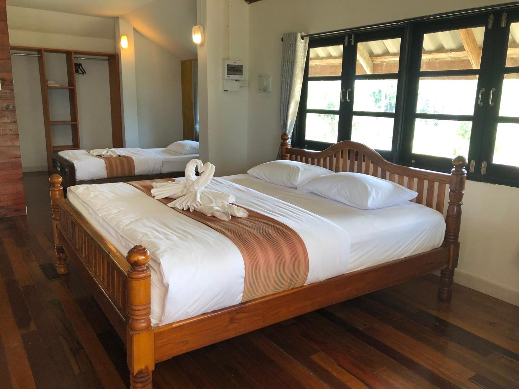 The Chevalley Beach Resort Satun Dış mekan fotoğraf