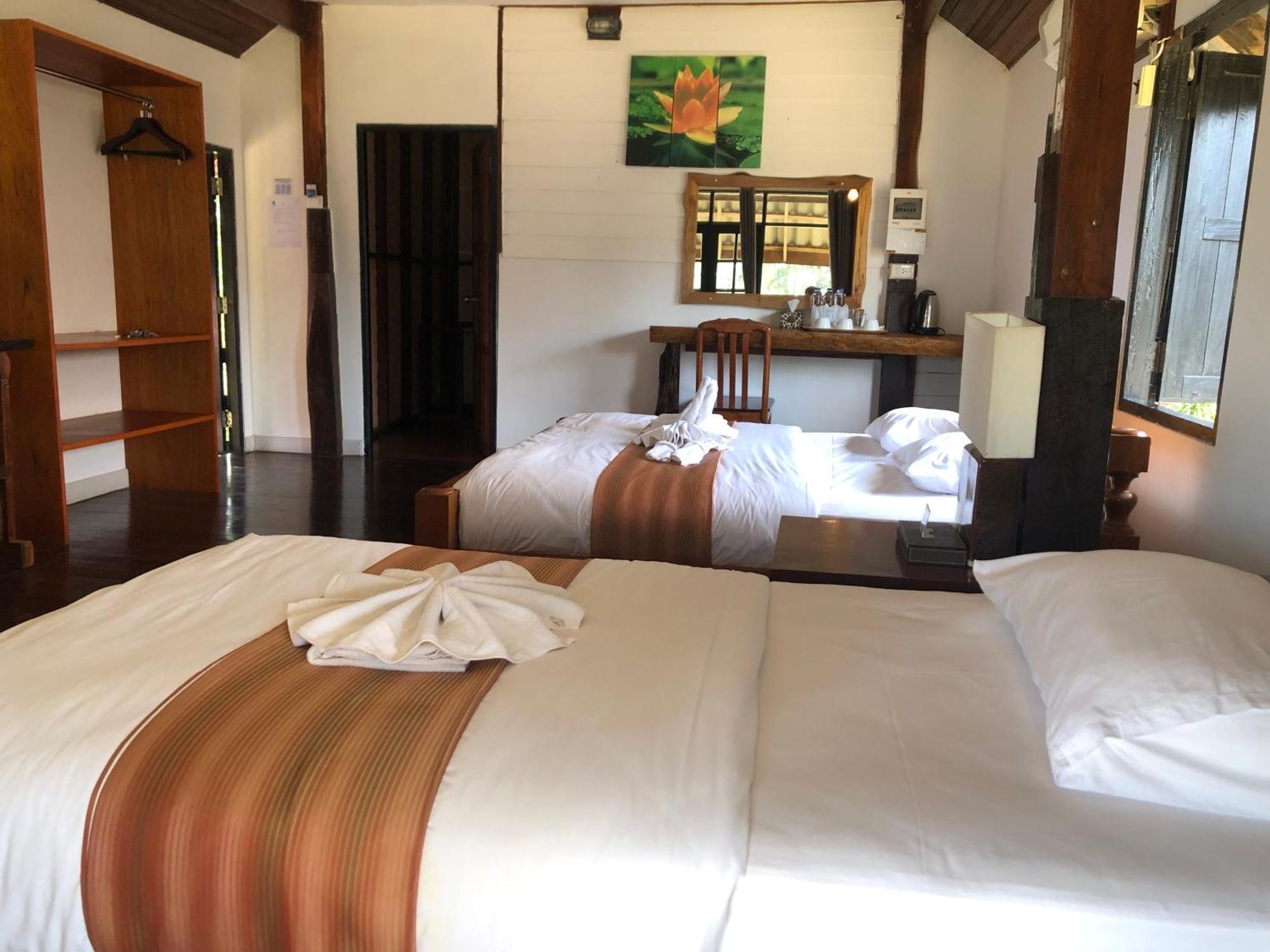 The Chevalley Beach Resort Satun Dış mekan fotoğraf
