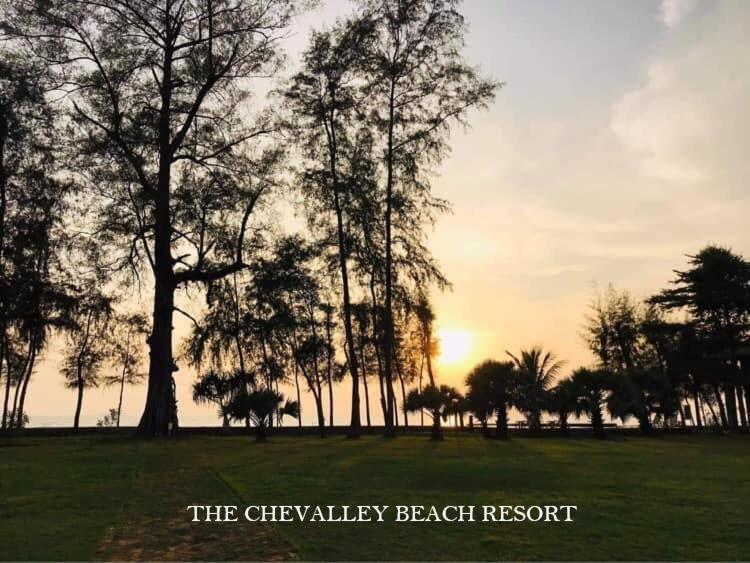 The Chevalley Beach Resort Satun Dış mekan fotoğraf