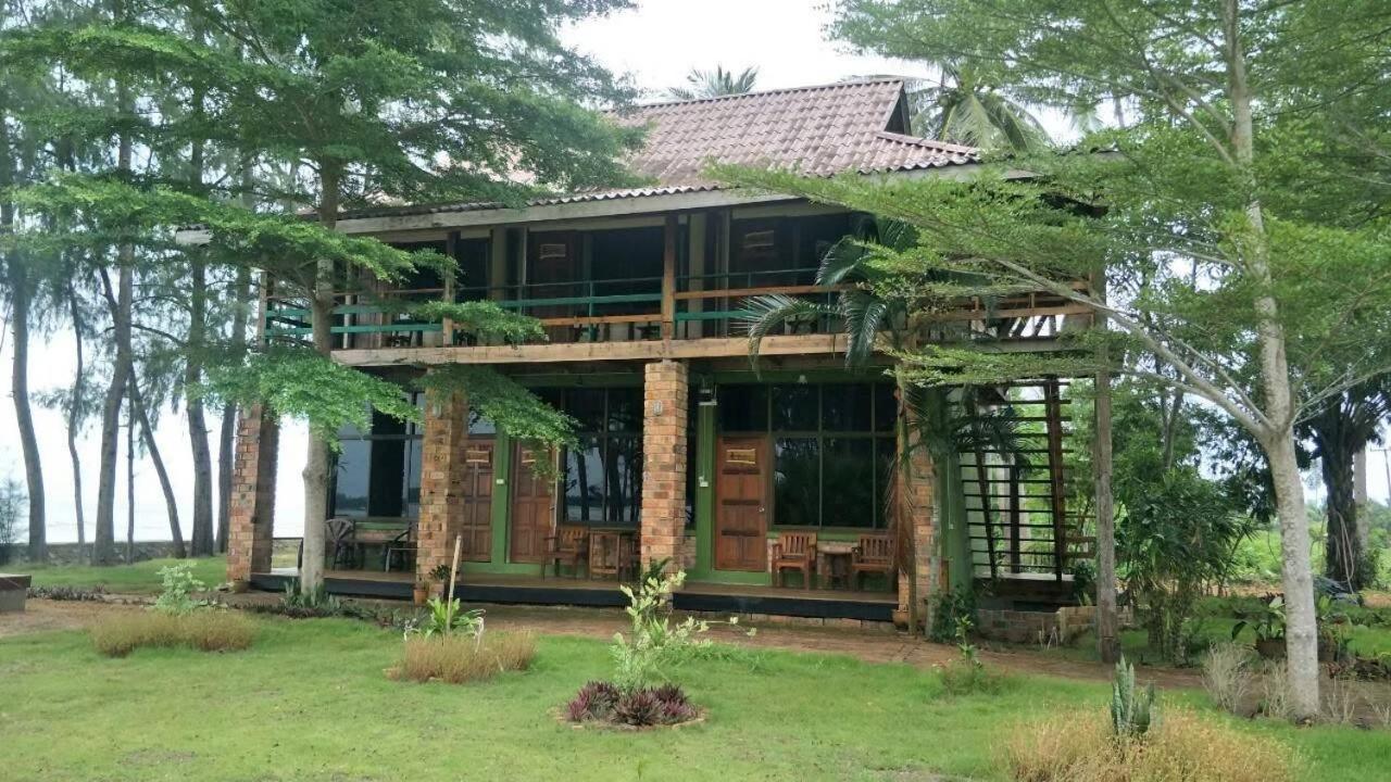 The Chevalley Beach Resort Satun Dış mekan fotoğraf